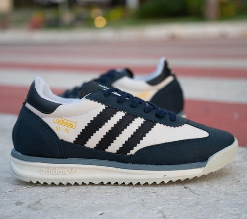 Tênis Adidas SL72