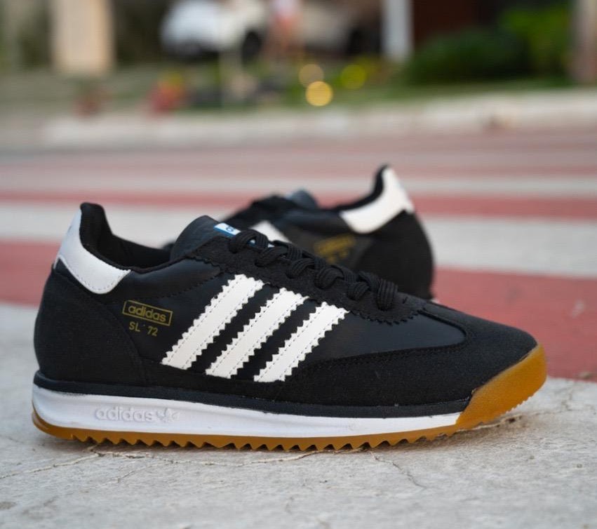 Tênis Adidas SL72